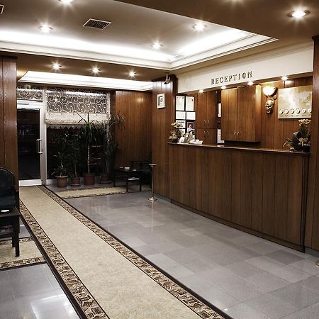 Hotel Yenibosna อิสตันบูล ภายนอก รูปภาพ